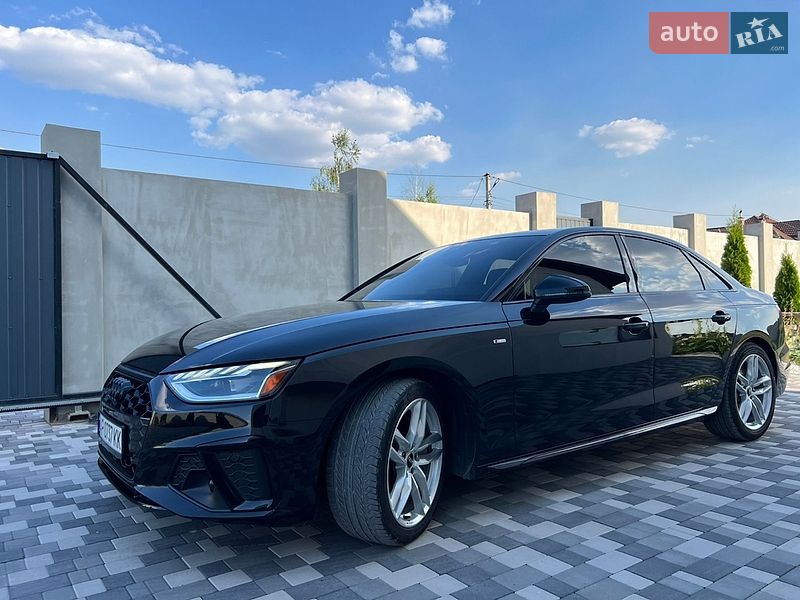Седан Audi A4 2023 в Дніпрі