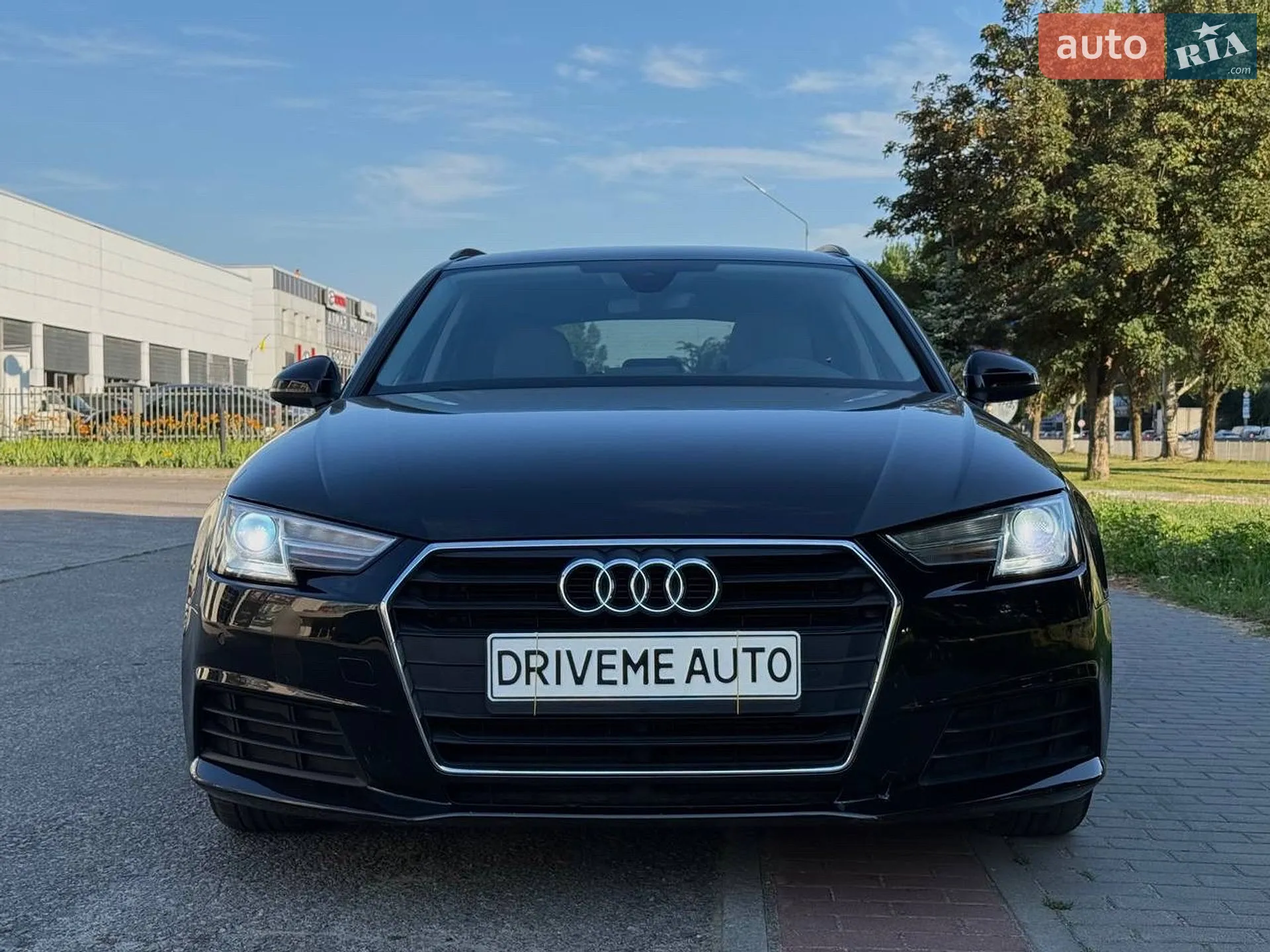 2017 Audi A4 - мініатюра 2