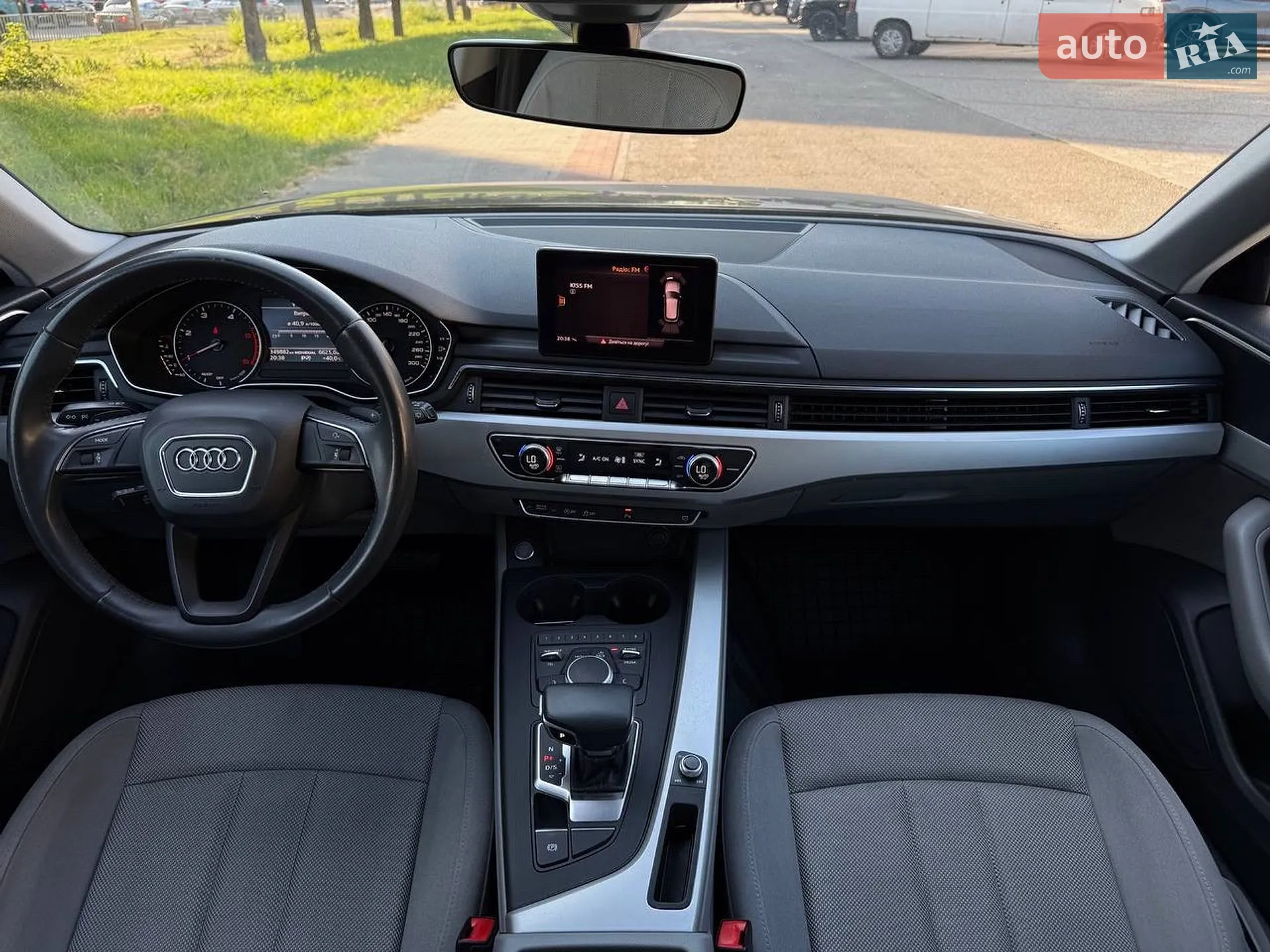2017 Audi A4 - мініатюра 10