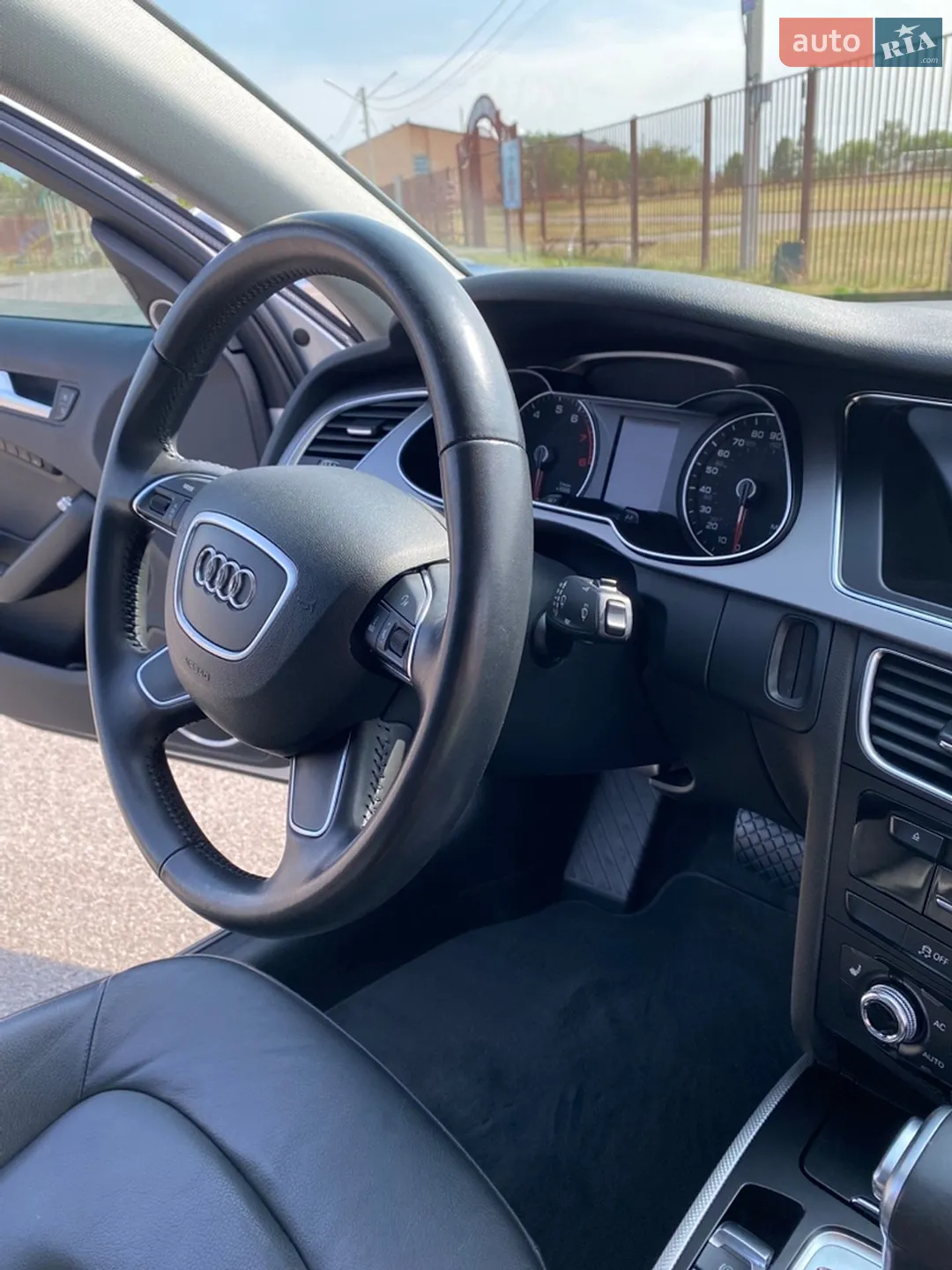 2013 Audi A4 - мініатюра 45