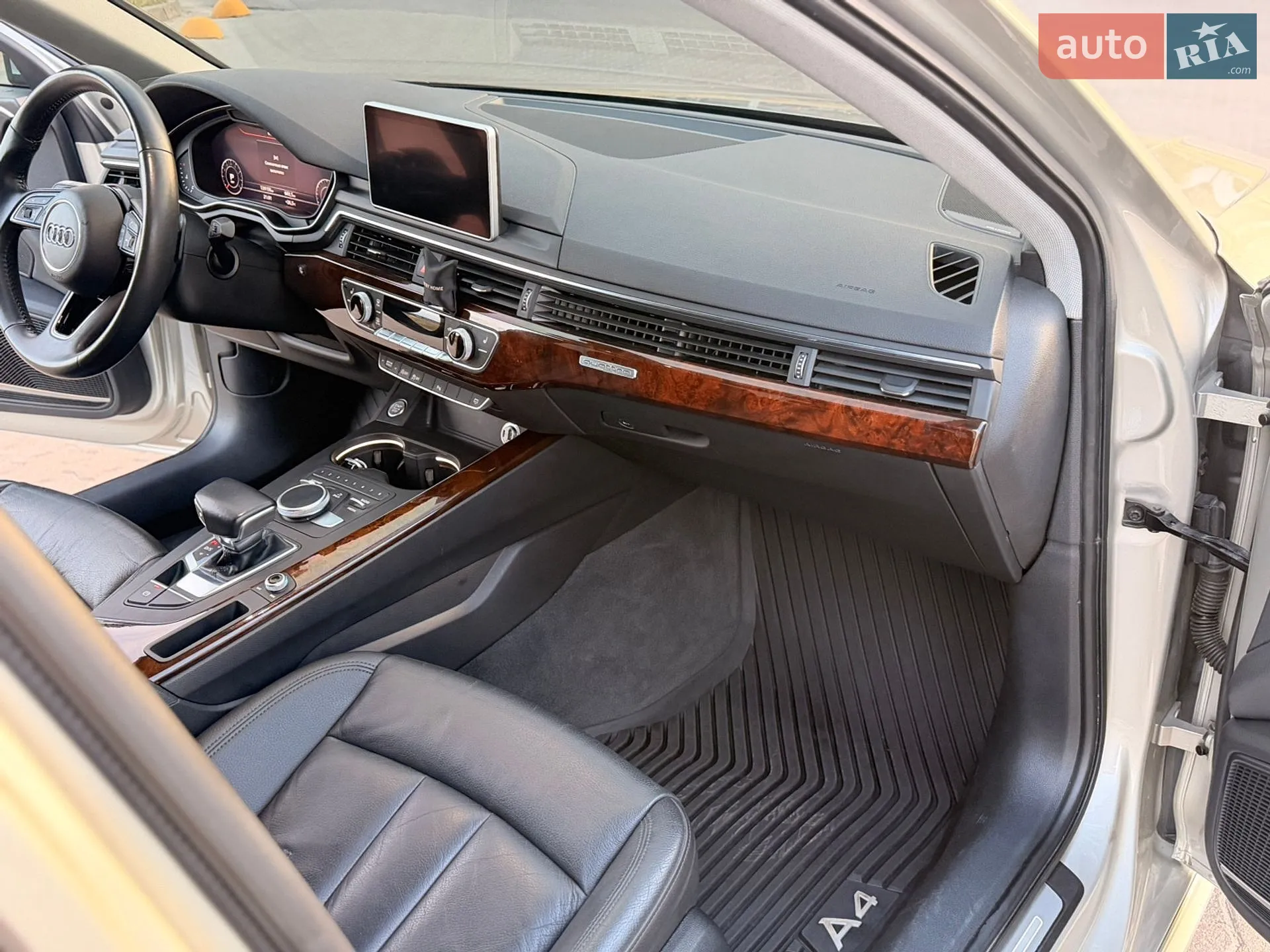 2017 Audi A4 - мініатюра 17