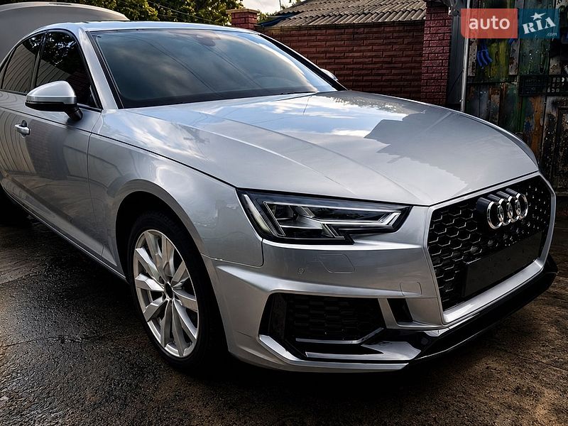 Audi A4 2017