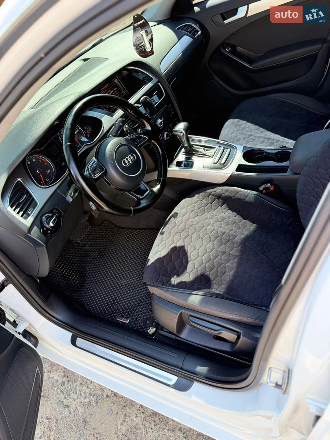 2013 Audi A4 - мініатюра 13