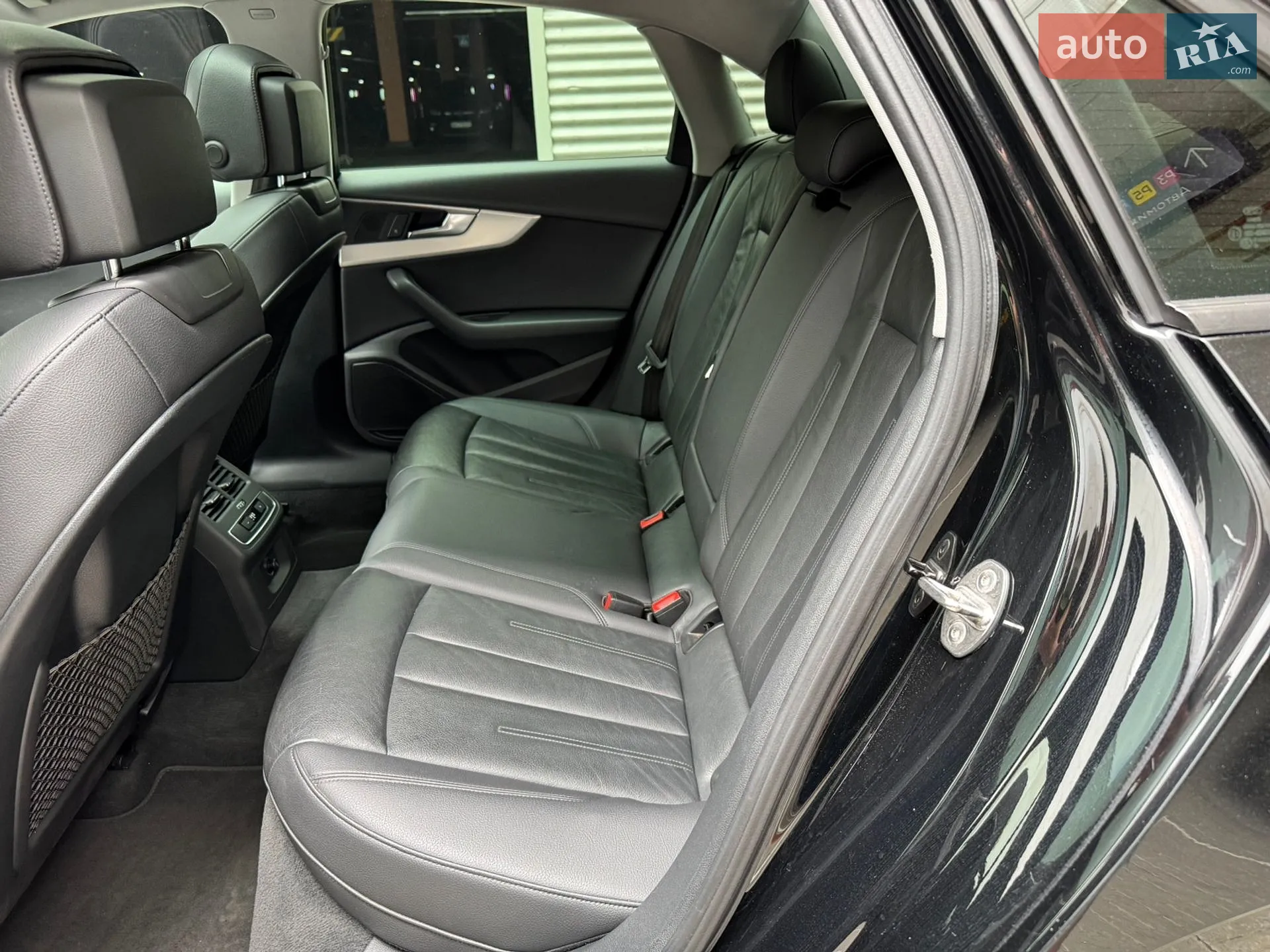 2016 Audi A4 - мініатюра 38