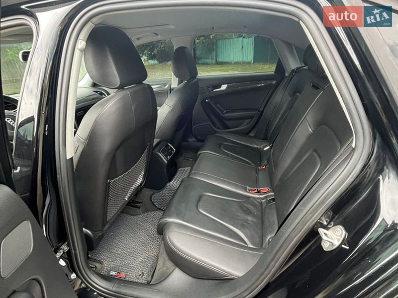 Седан Audi A4 2015 в Миргороде