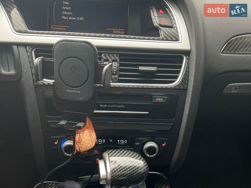 Седан Audi A4 2015 в Миргороде