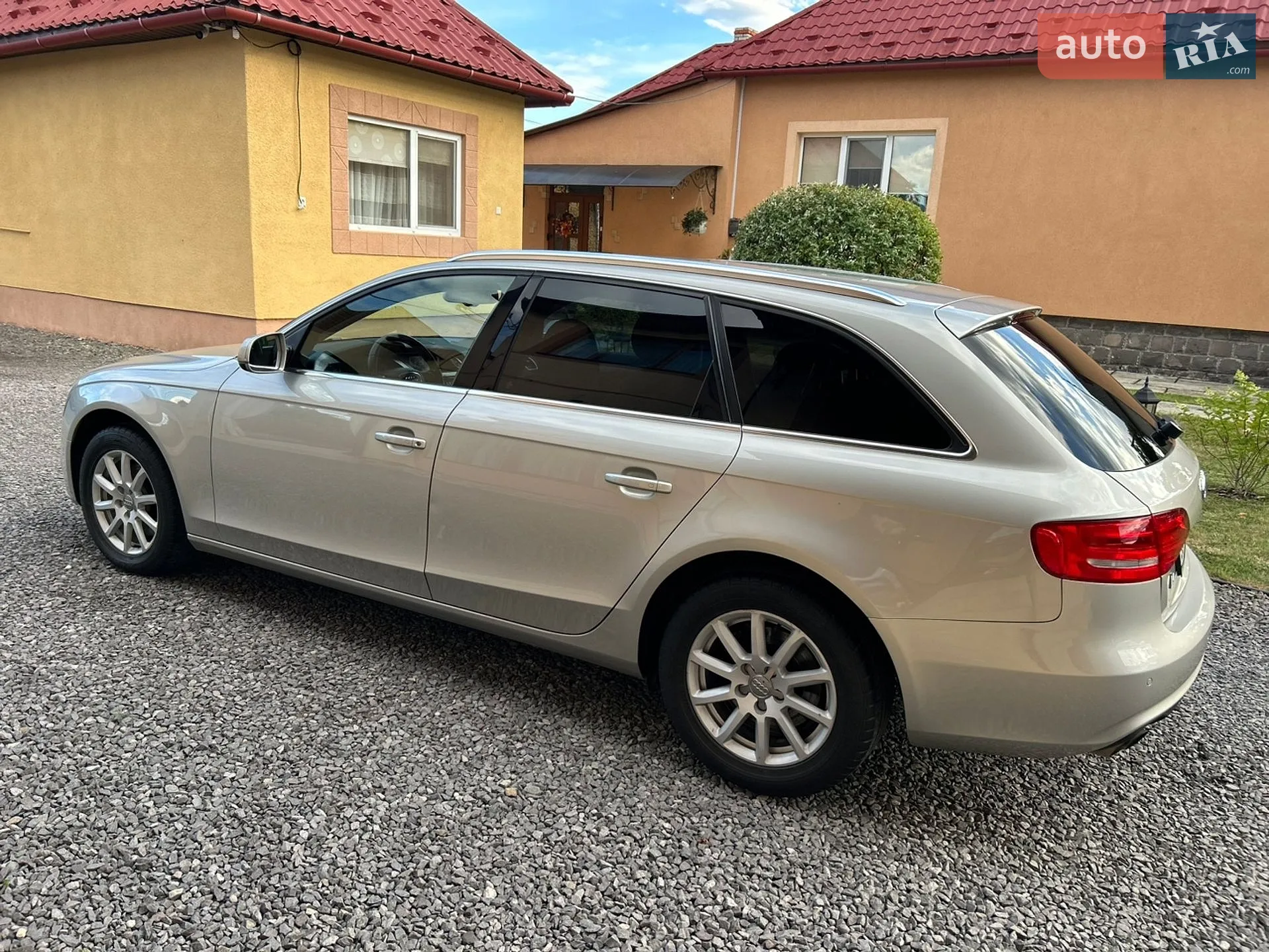 2012 Audi A4 - мініатюра 12