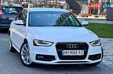 Седан Audi A4 2014 в Одессе