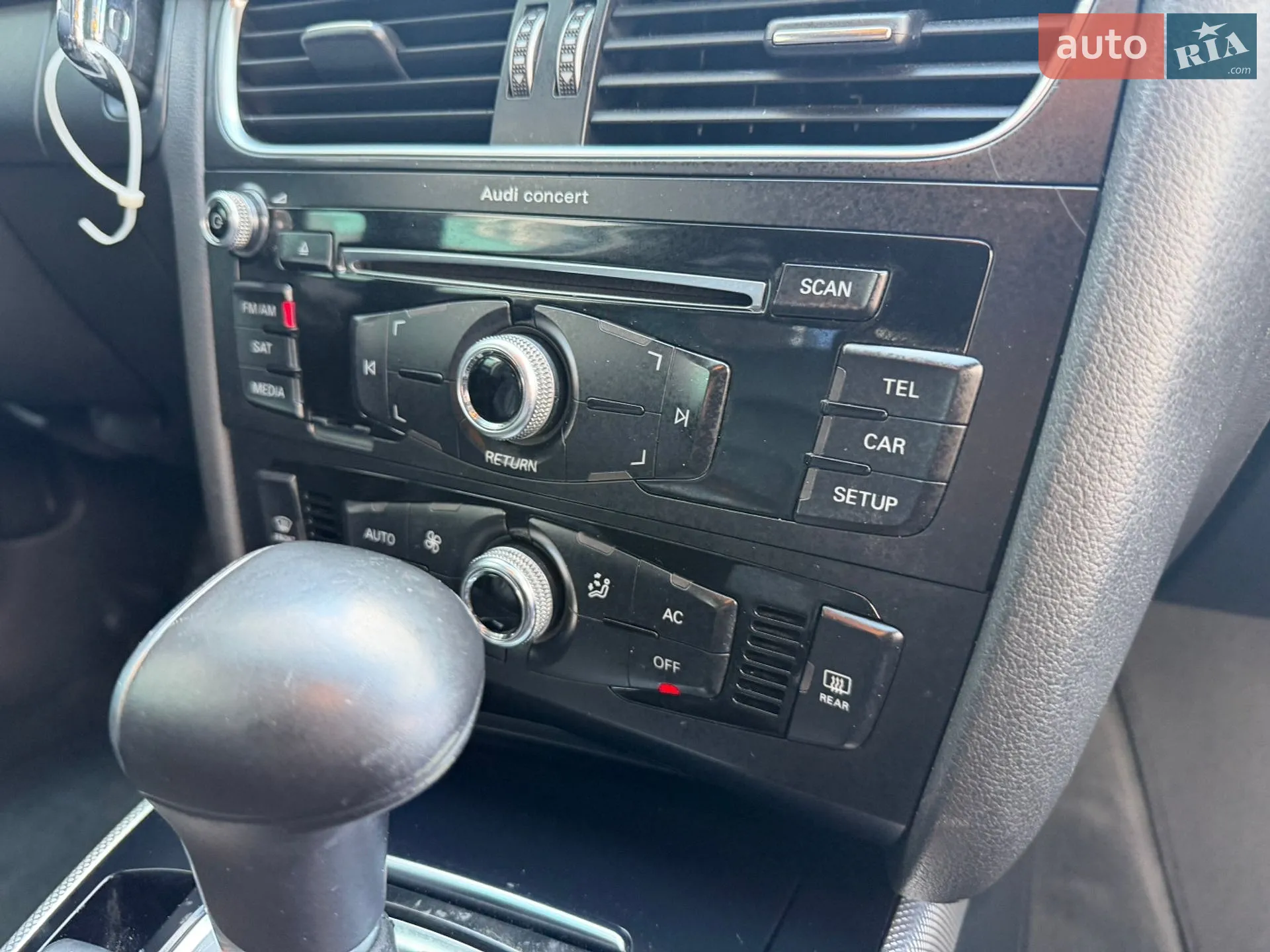 2014 Audi A4 - мініатюра 136