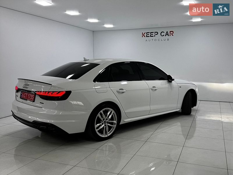 Седан Audi A4 2020 в Одессе