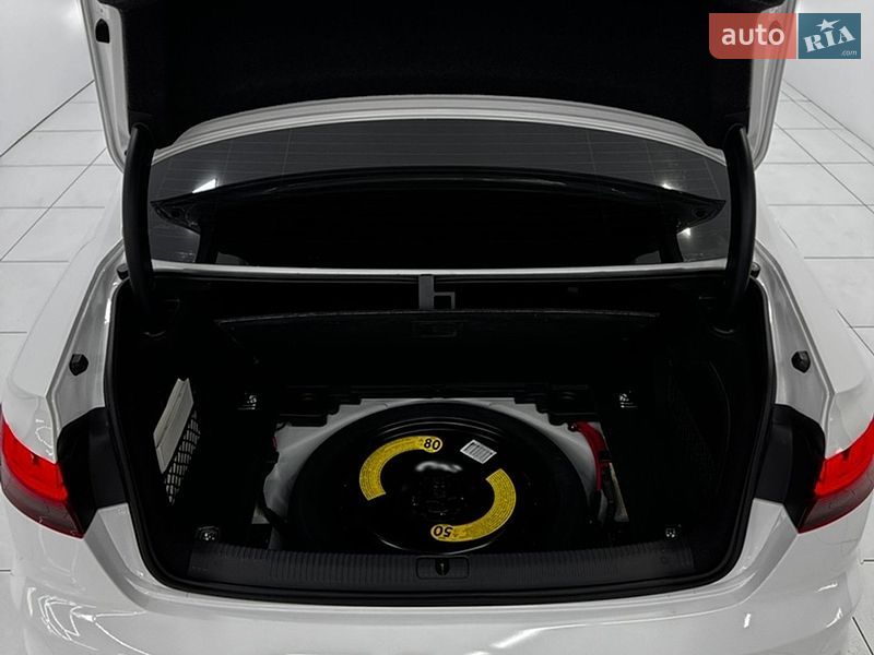 Седан Audi A4 2020 в Одессе