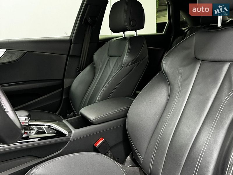 Седан Audi A4 2020 в Одессе