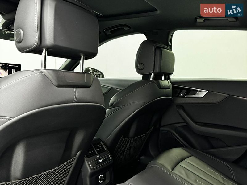 Седан Audi A4 2020 в Одессе