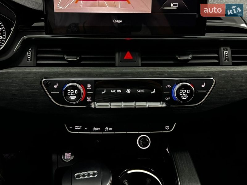 Седан Audi A4 2020 в Одессе