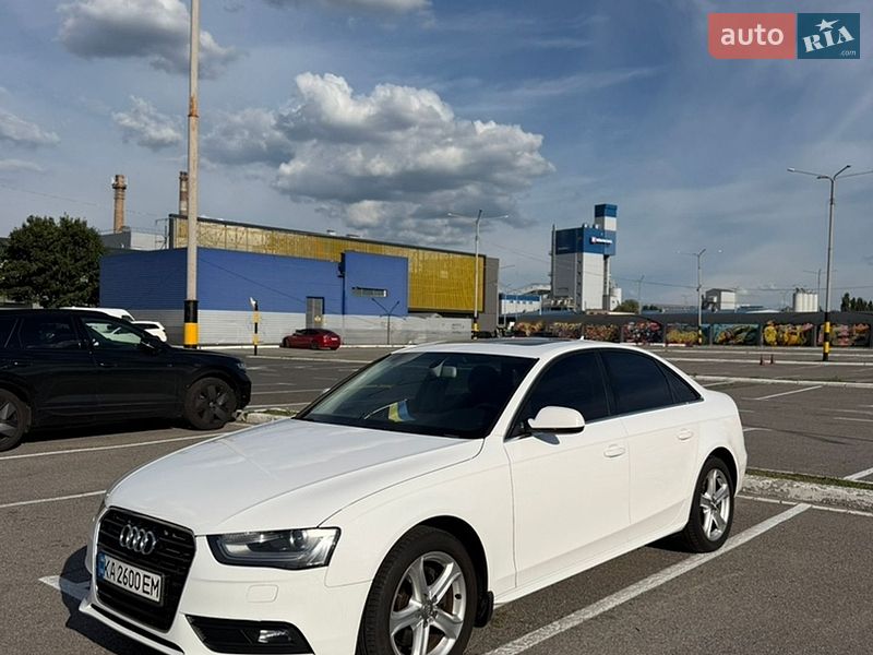 Седан Audi A4 2014 в Києві