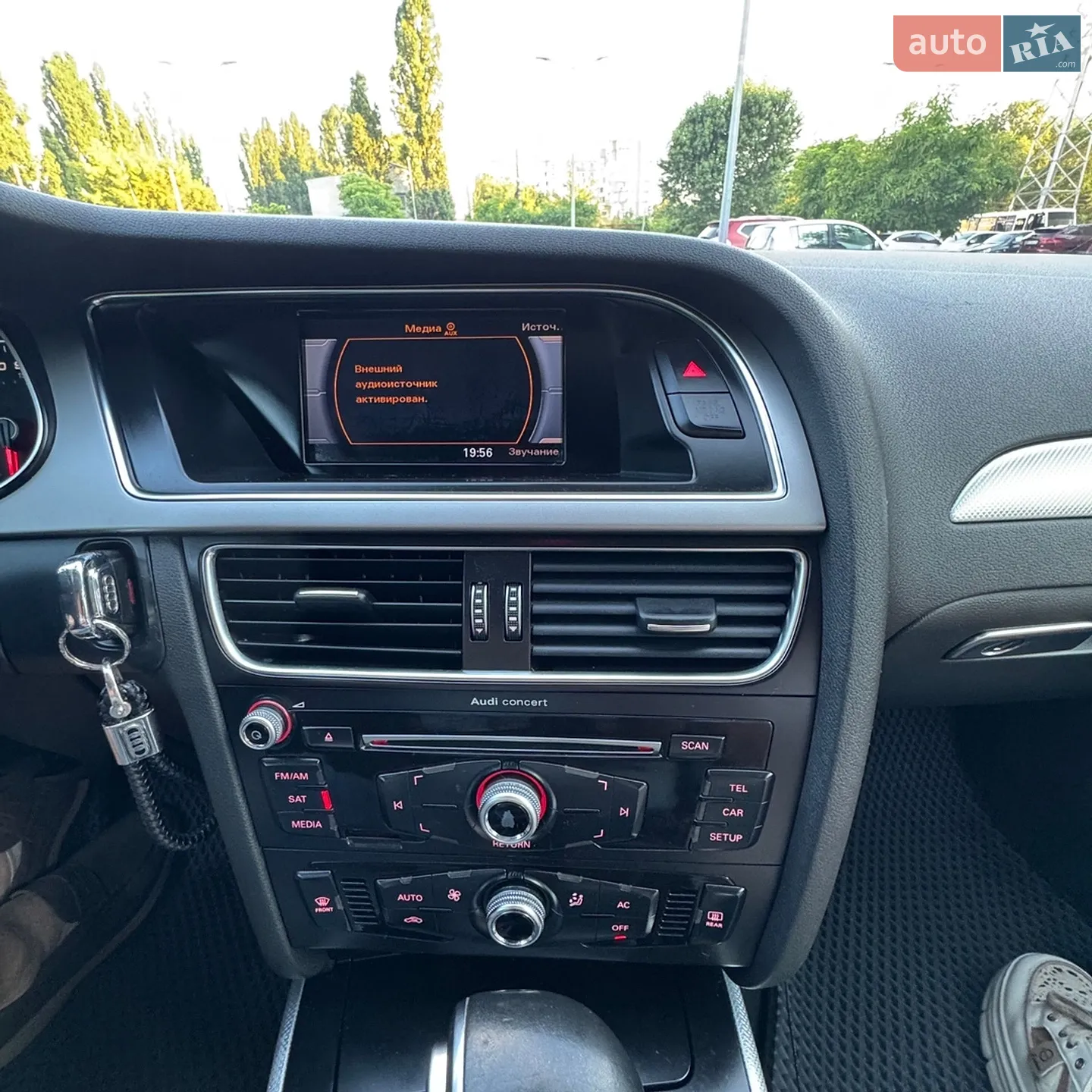 2012 Audi A4 - мініатюра 18