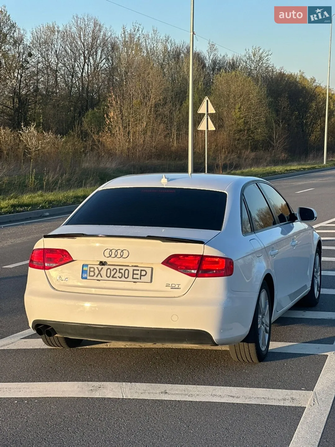 2010 Audi A4 - мініатюра 5