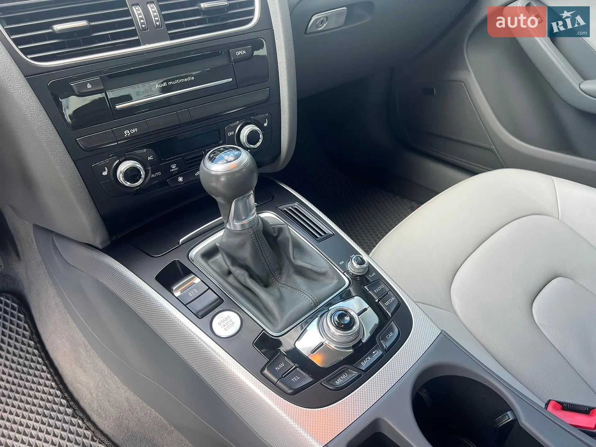 2013 Audi A4 - мініатюра 15
