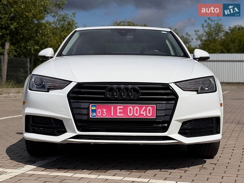 Седан Audi A4 2017 в Ровно