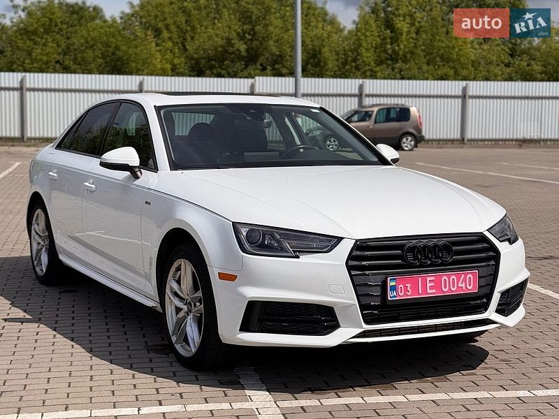 Седан Audi A4 2017 в Ровно