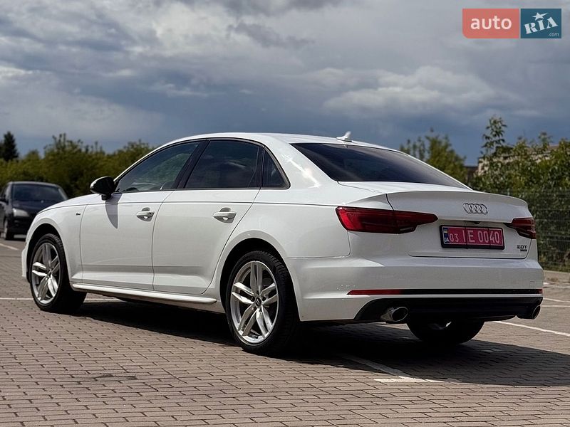 Седан Audi A4 2017 в Ровно
