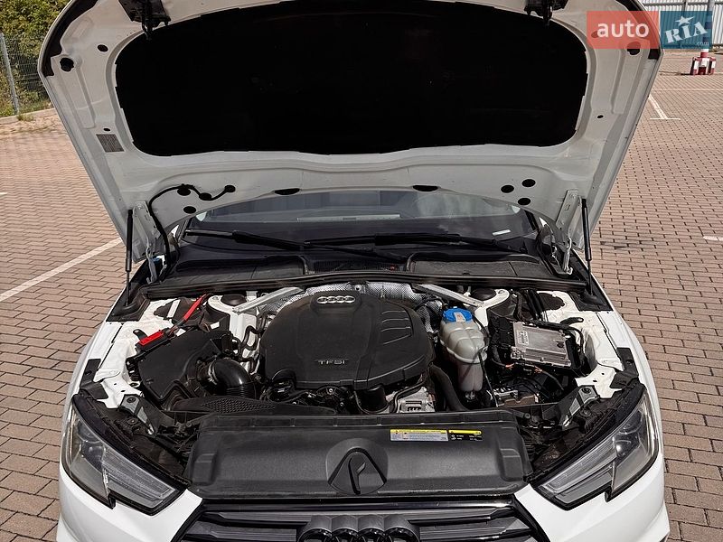 Седан Audi A4 2017 в Ровно