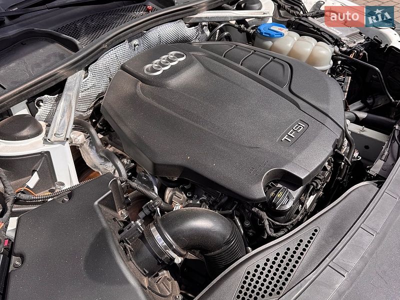 Седан Audi A4 2017 в Ровно