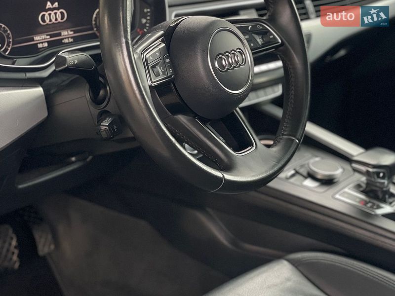 Седан Audi A4 2017 в Ровно