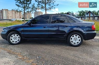 Седан Audi A4 1998 в Киеве
