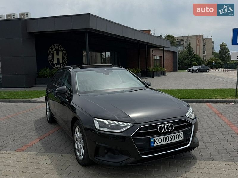 Универсал Audi A4 2020 в Мукачево