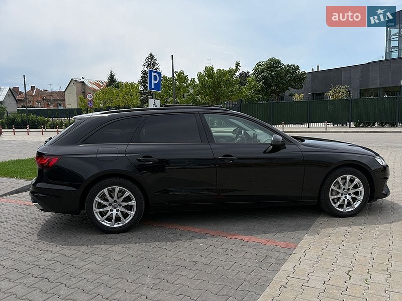 Универсал Audi A4 2020 в Мукачево