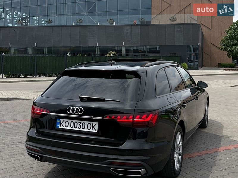 Универсал Audi A4 2020 в Мукачево