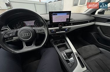 Универсал Audi A4 2020 в Мукачево