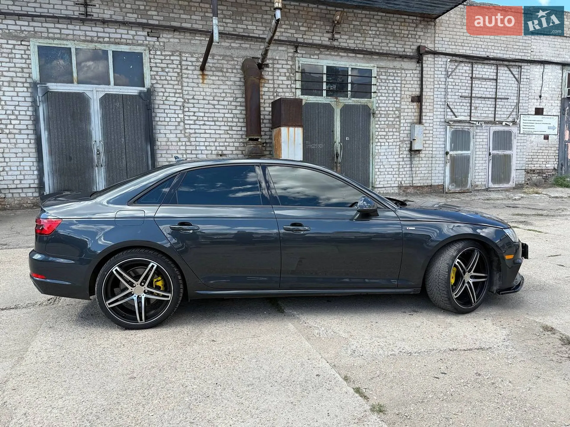 2017 Audi A4 - мініатюра 3