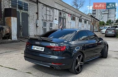 Седан Audi A4 2017 в Запорожье