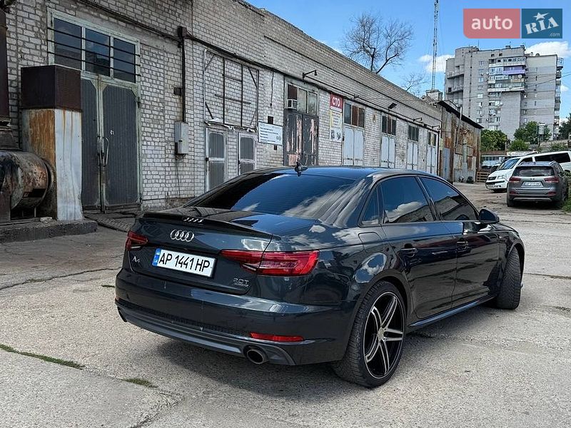 Седан Audi A4 2017 в Запорожье