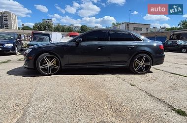 Седан Audi A4 2017 в Запорожье