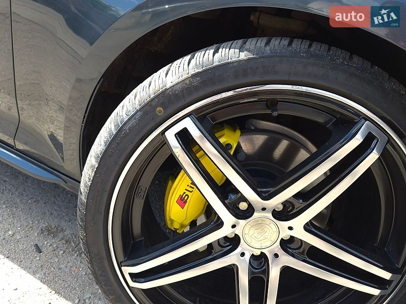 Седан Audi A4 2017 в Запорожье