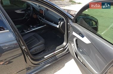 Седан Audi A4 2017 в Запорожье