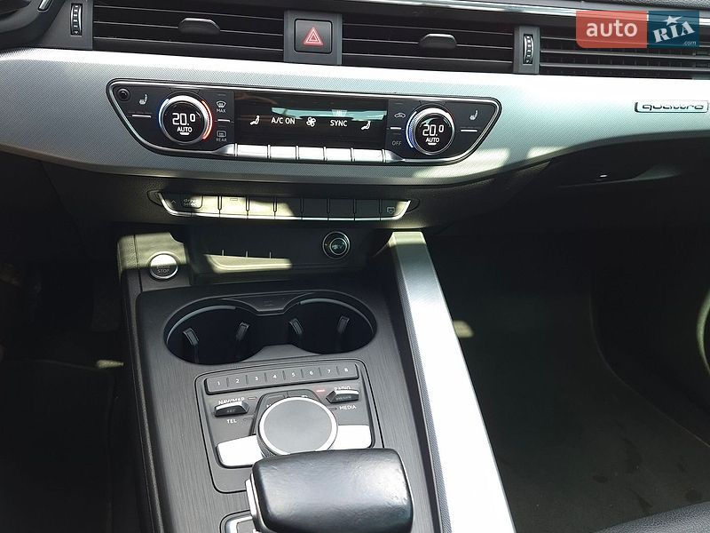 Седан Audi A4 2017 в Запорожье