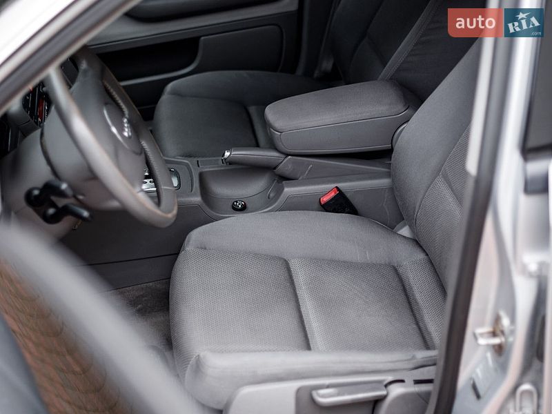 Універсал Audi A4 2001 в Бару фото 16 Універсал Audi A4 2001 в Бару