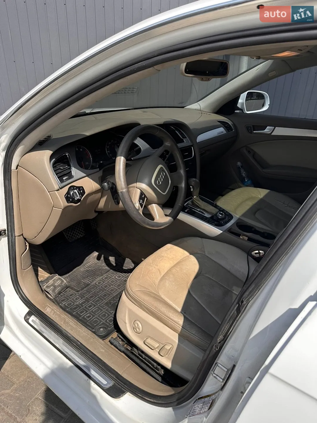 2010 Audi A4 - мініатюра 6