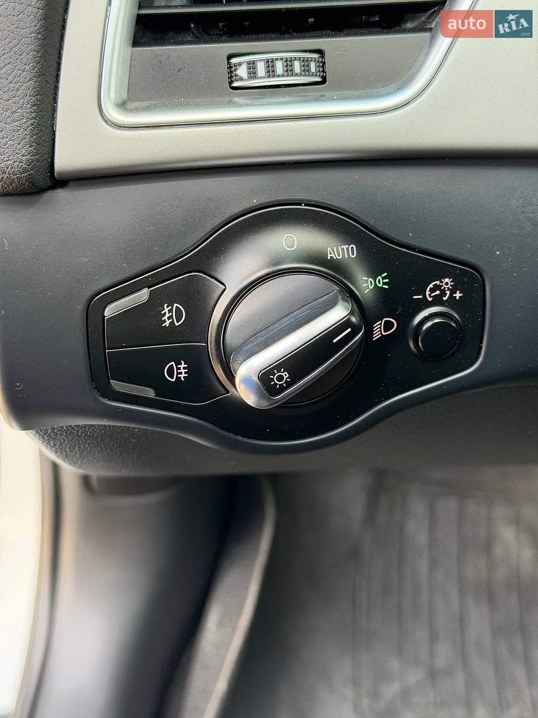 2014 Audi A4 - мініатюра 27