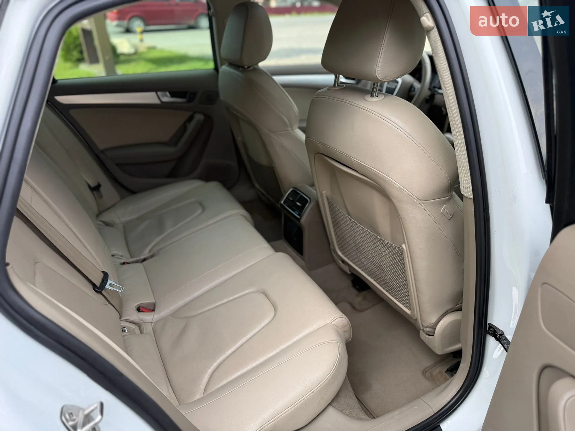 2012 Audi A4 - мініатюра 32