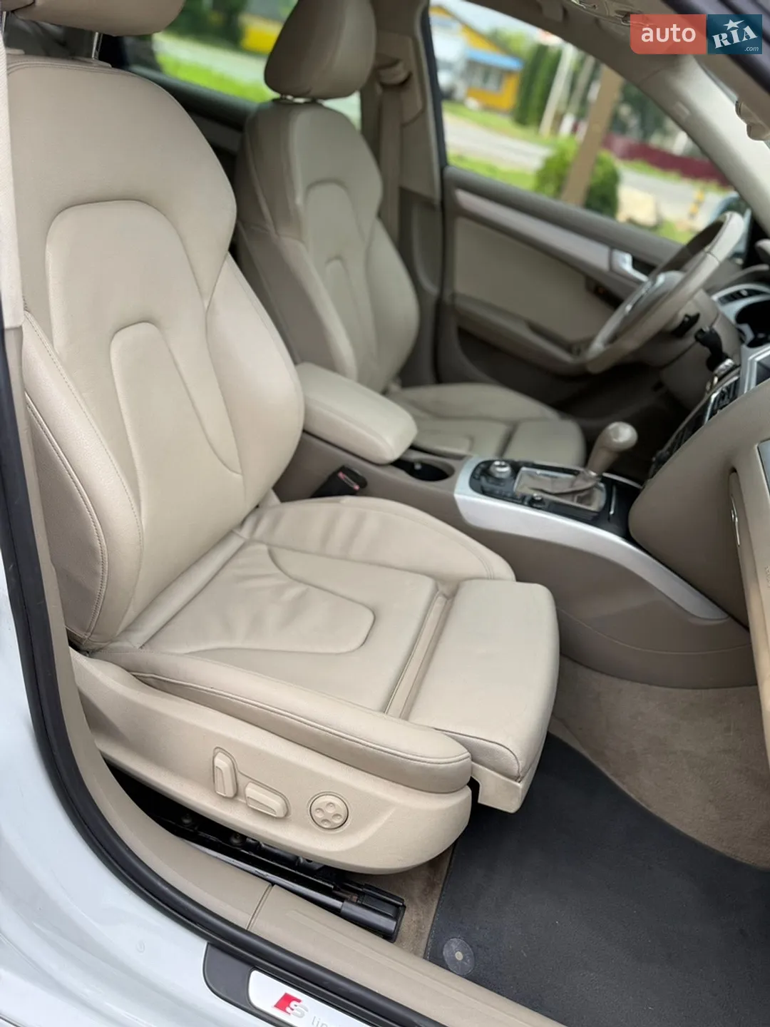 2012 Audi A4 - мініатюра 37