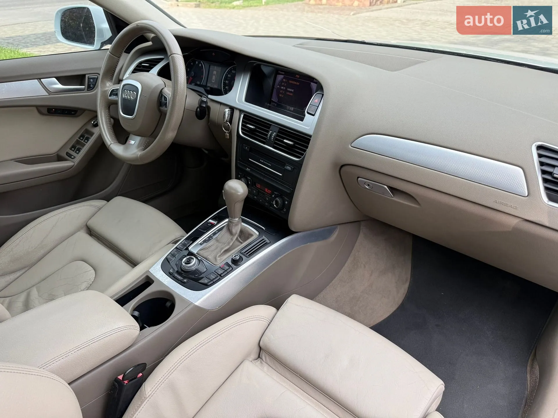 2012 Audi A4 - мініатюра 44