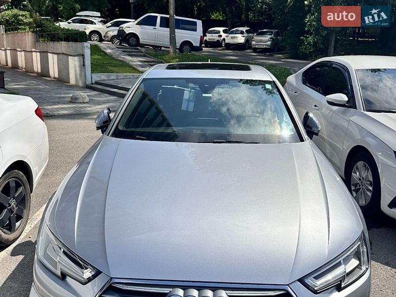 Седан Audi A4 2018 в Днепре