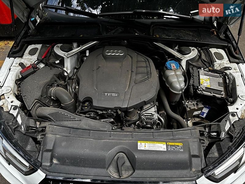 Седан Audi A4 2018 в Одесі