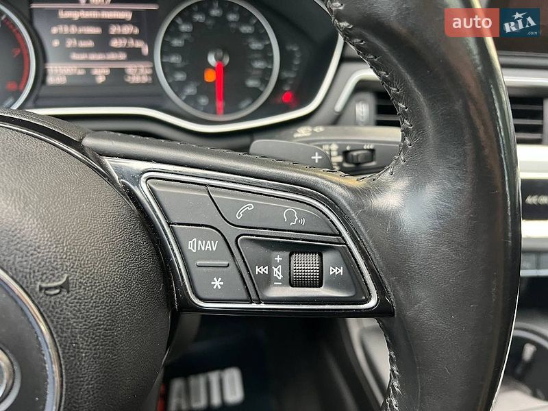 Седан Audi A4 2016 в Хмельницком
