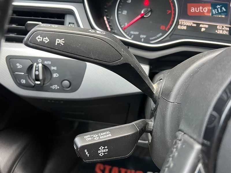 Седан Audi A4 2016 в Хмельницком